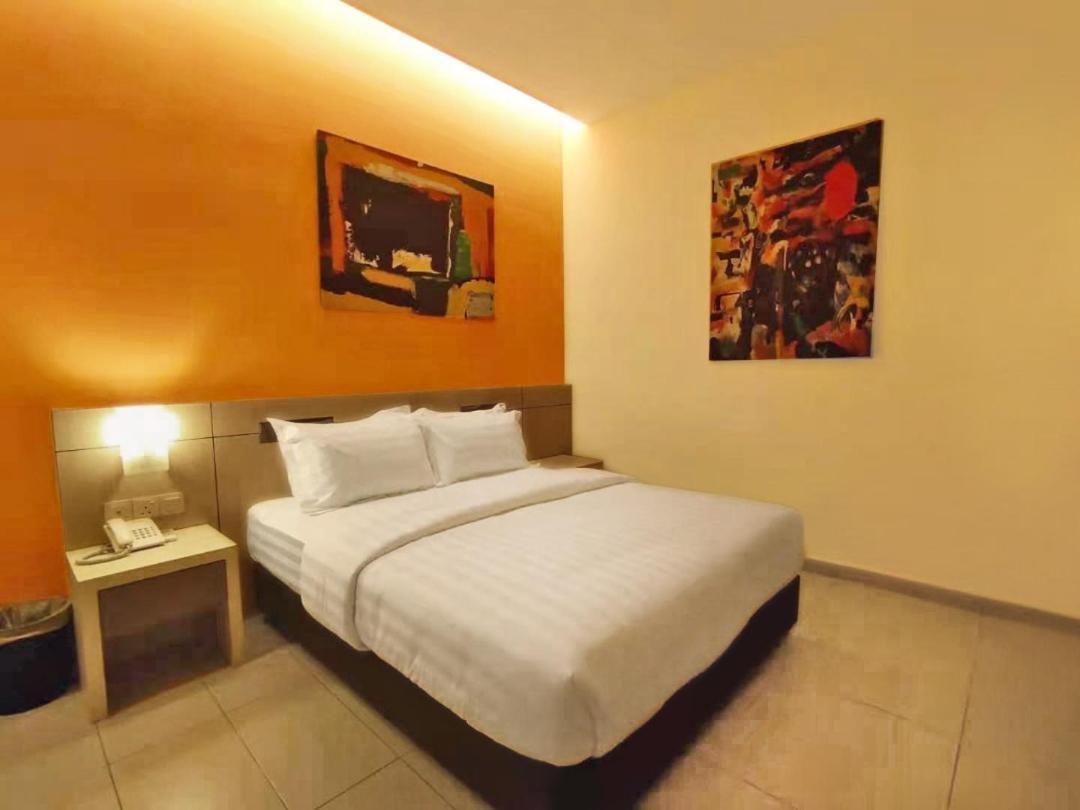 Kluang Riverview Hotel Екстериор снимка