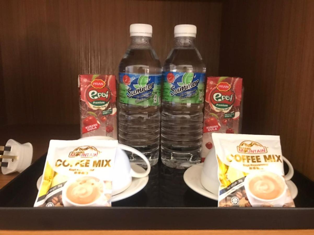 Kluang Riverview Hotel Екстериор снимка
